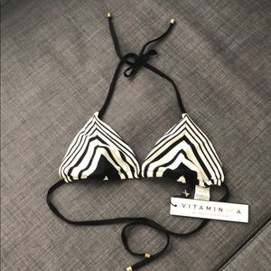 Vitamin A Triangle Swimsuit Top size M NEW W TAGS